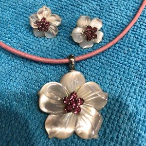 Leather strap necklace